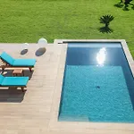 Inception Luxury * Nea Skioni