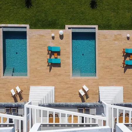 Inception Luxury Неа-Скиони
