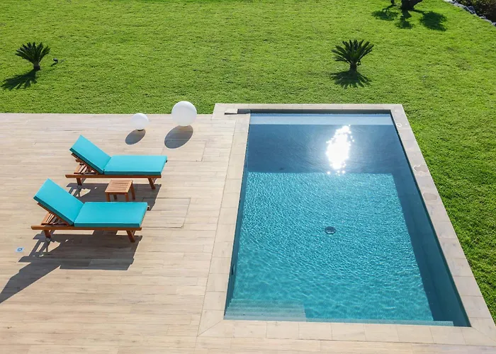 Inception Luxury * Néa Szkióni