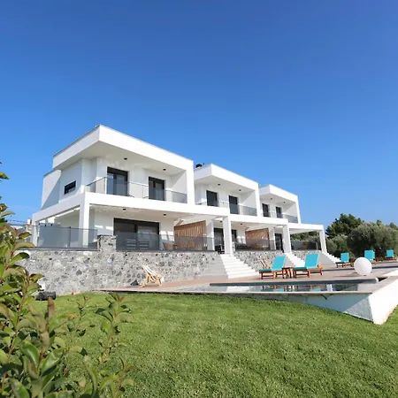 빌라 Inception Luxury 네아 스키오니