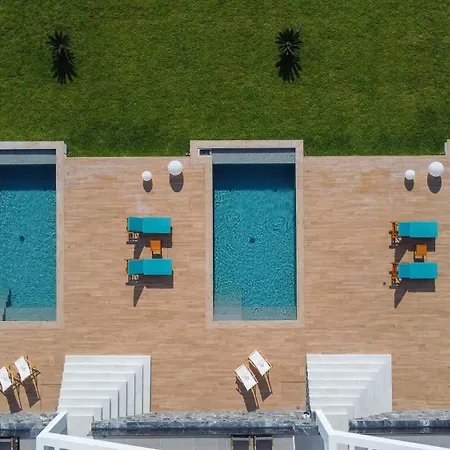 Inception Luxury 네아 스키오니