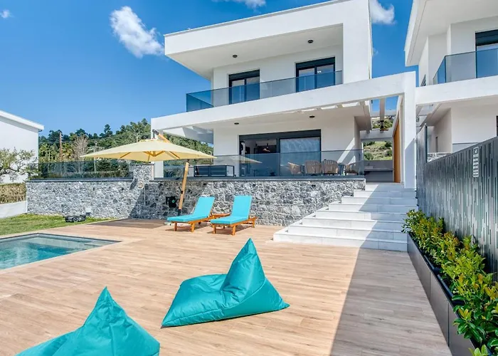 Villa Inception Luxury Nea Skioni
